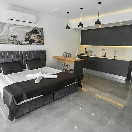 Daire Xo Courtyard Long Iskele District (Northern Cyprus)