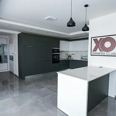 Xo Courtyard Long Beach Apartment
