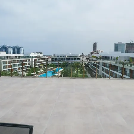 Xo Courtyard Long Beach Apartment