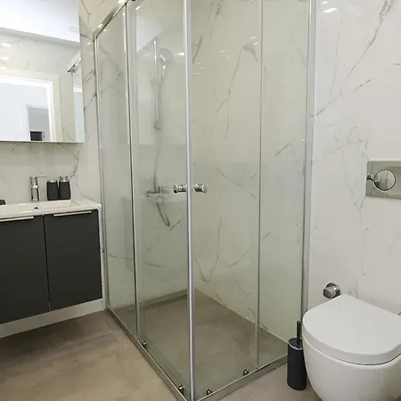 Daire Xo Courtyard Long