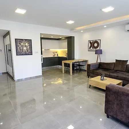 Xo Courtyard Long 아파트 *