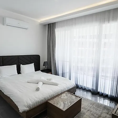 Xo Courtyard Long Apartament