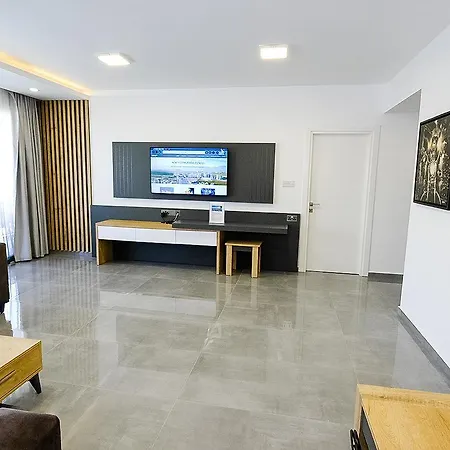 Xo Courtyard Long شقة *