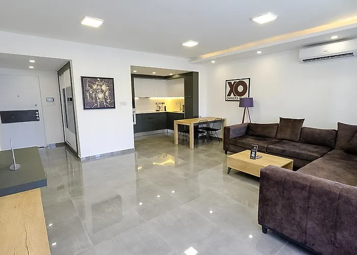 Xo Courtyard Long Apartament *